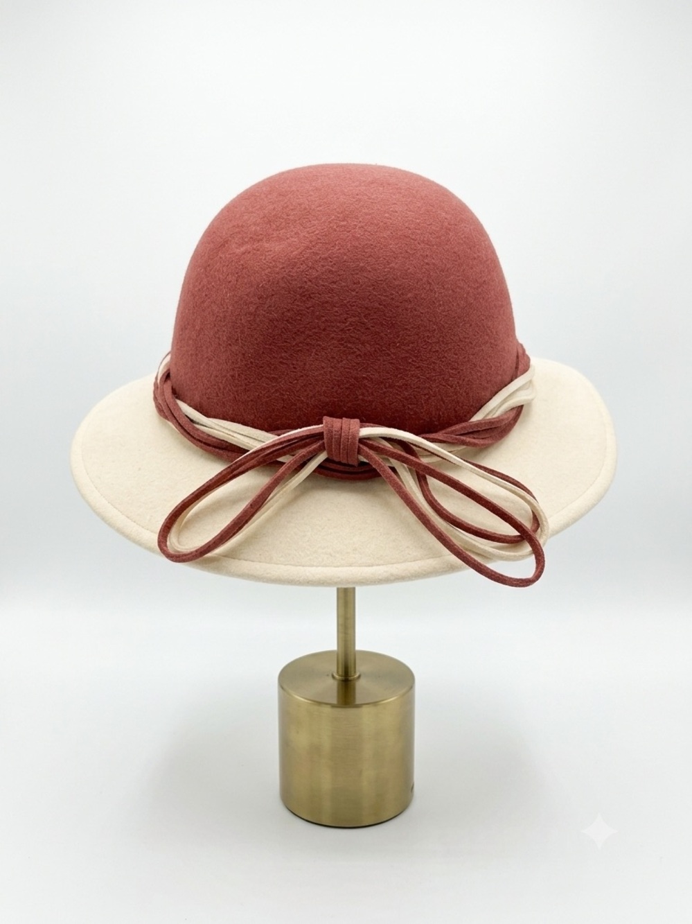 Vintage Georgette felt  Two-Tone Cloche Hat in soft cherry and Cream